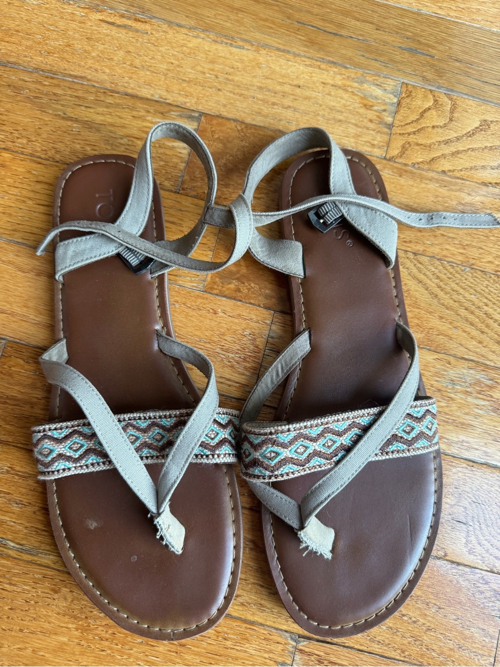 Toms Aztec sandals 9.5
